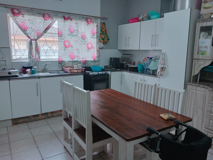 2 Bedroom Property for Sale in College Hill Eastern Cape